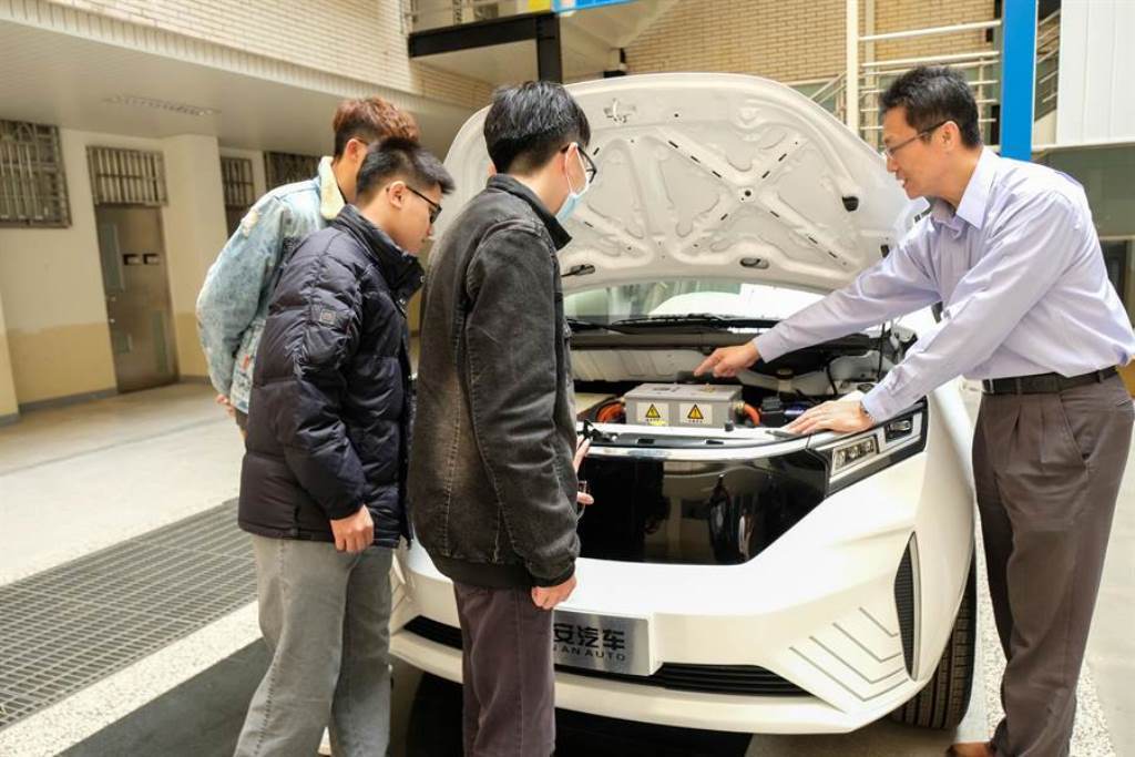 智慧車輛與能源系