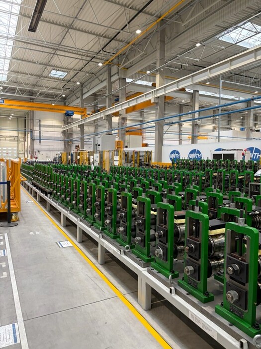 智工三 賴同學 波蘭敏實廠圖片