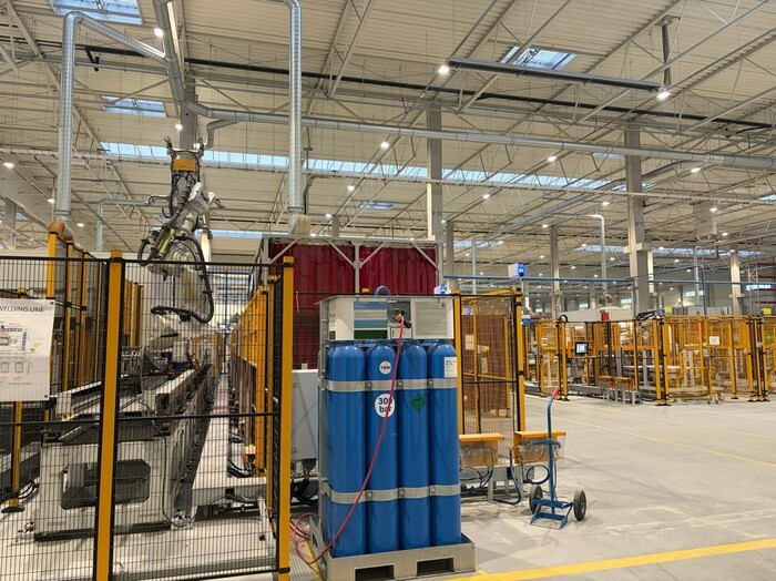 智工三 賴同學 波蘭敏實廠圖片