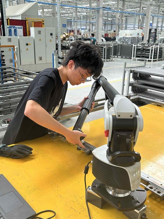 智車二 李同學 波蘭實習圖片