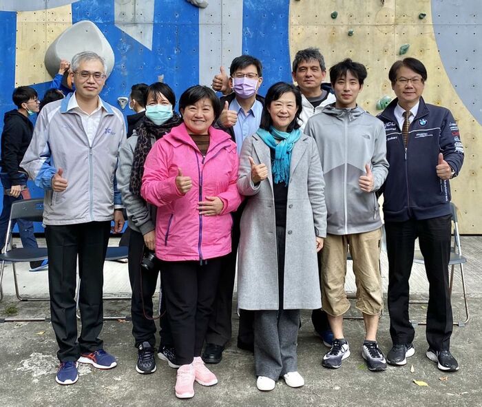 攀登錦標賽 敏實科技大學林嘉翔勇奪雙料冠軍圖片