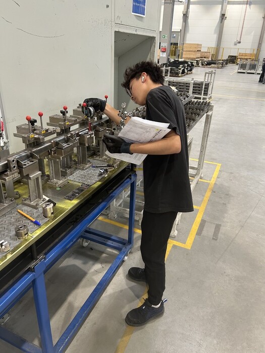 智車一 李同學 波蘭敏能圖片